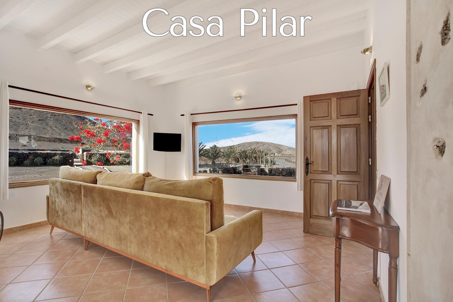Casa Pilar, Aurora Y Tarabilla En Finca Ecologica Тегитар Экстерьер фото