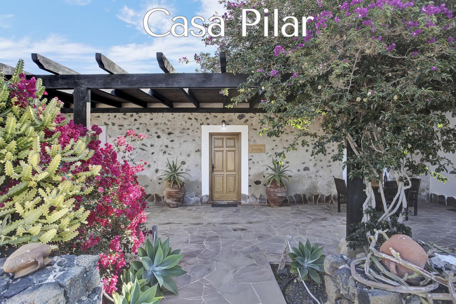Casa Pilar, Aurora Y Tarabilla En Finca Ecologica Тегитар Экстерьер фото